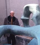 Henry Moore<br />photo credit: Wikipedia