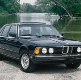 Driving the 1980 BMW 728 (with no traffic)<br />photo credit: howstuffworks.com